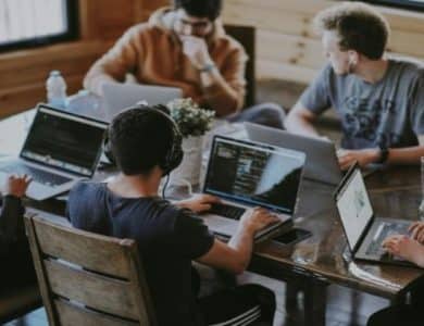 How Businesses Use WhatsApp to Build Trust with Customers