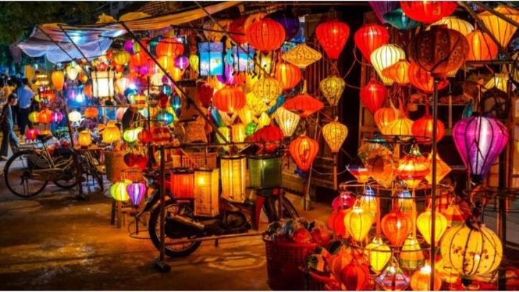 The Meaning and Attraction of Mid-Autumn Festival Photos in Vietnamese Culture